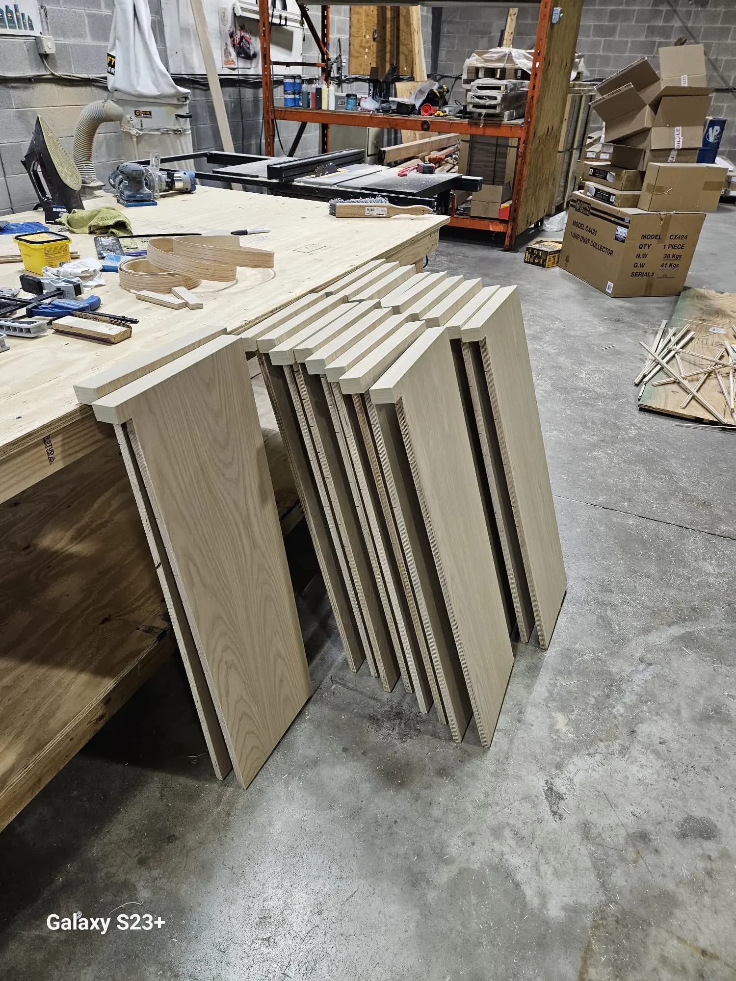 Custom Stair House gallery photo 33