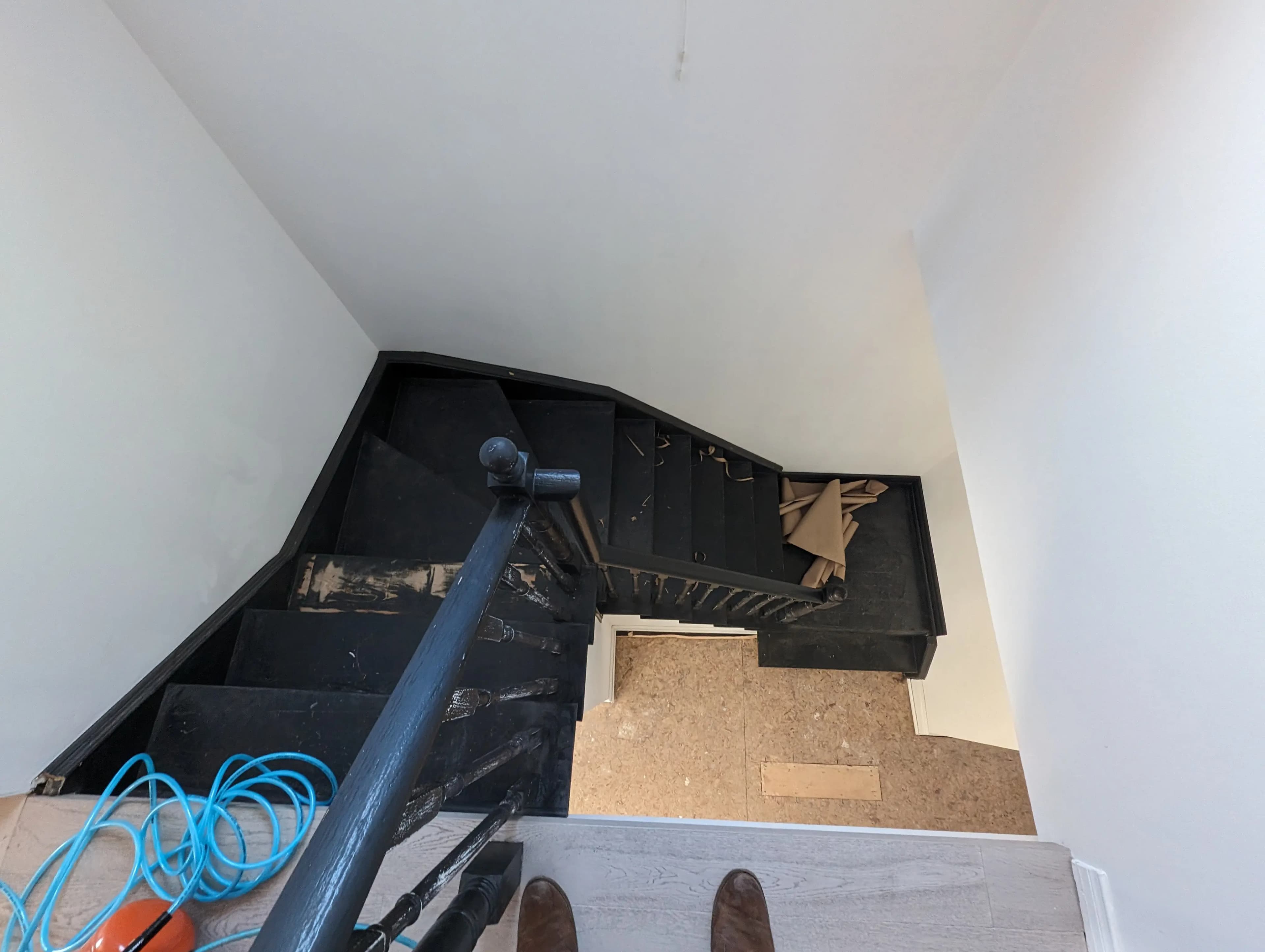 Custom Stair House gallery photo 40