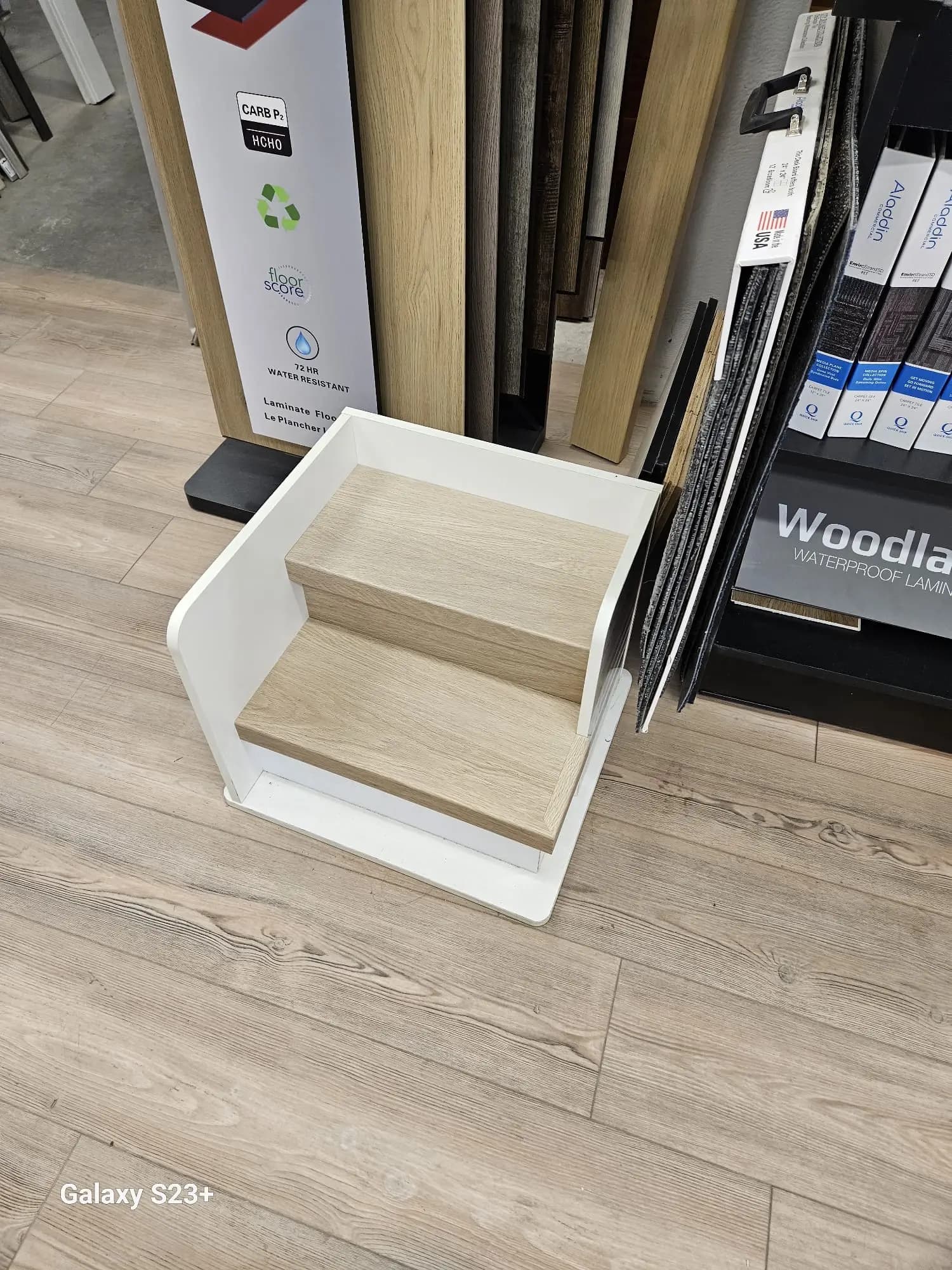 Flooring store display photo 13